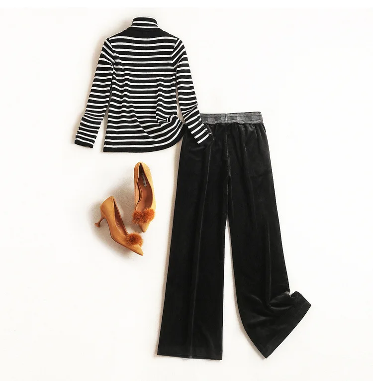 Only the 】 leisure suit female winter striped sweater pleuche wide-legged pants two-piece 52349