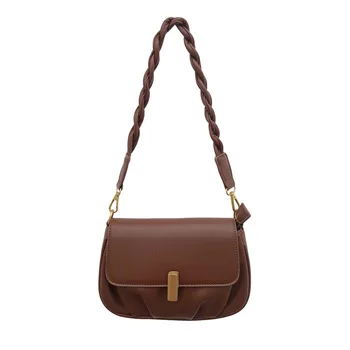 

2020 autumn and winter new twist shoulder strap underarm bag saddle bag fashion lock all-match shoulder bag messenger small bag