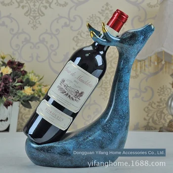 

European living room creative Abstract deer red wine rack resin crafts