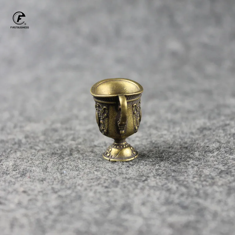 Antique Brass Palace Small Wine Glass Decorations Solid Bronze Carved Court Goblet Winecup Desktop Ornaments