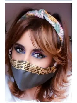 

Face mask higienica storage reusable. Musical motifs. Face mask that no need filter, the fabric is the filter, tnt
