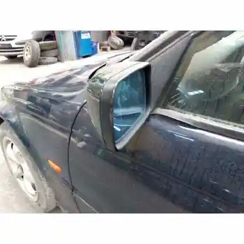 

LEFT REARVIEW BMW 3 SERIES SALOON (E46)
