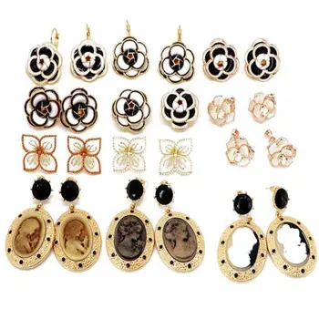 

2020 New arrival Fashion temperament Camellia Flower earring Korean small fragrant lady five Flower Earrings Retro