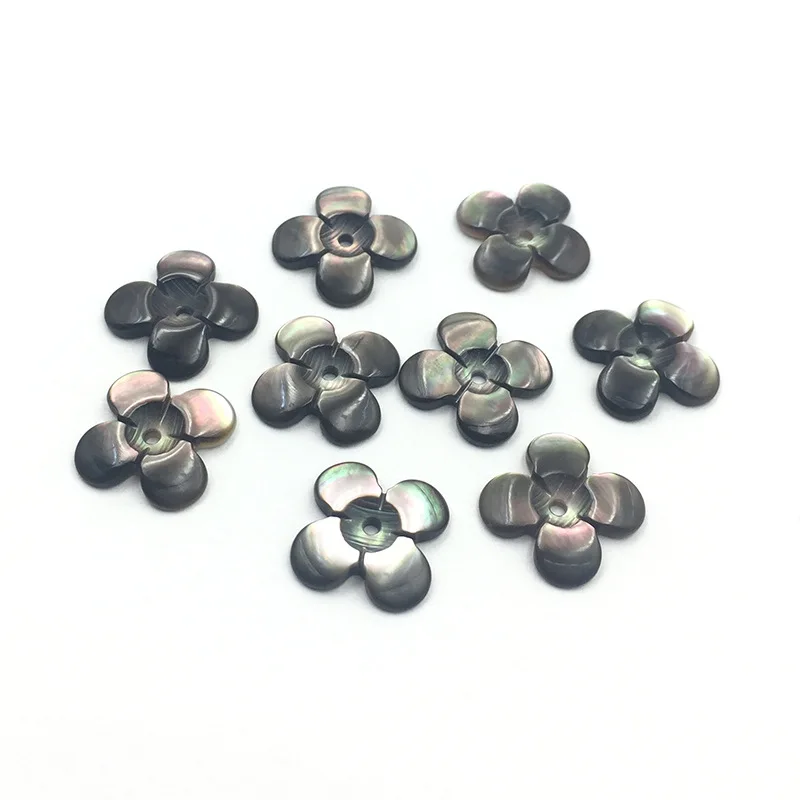 새겨진 걸레 화이트 쉘 블랙 쉘 스톤 4 꽃잎 꽃 카보 숑 12.5x12.5mm 여성 목걸이 팔찌 귀걸이 쥬얼리 만들기