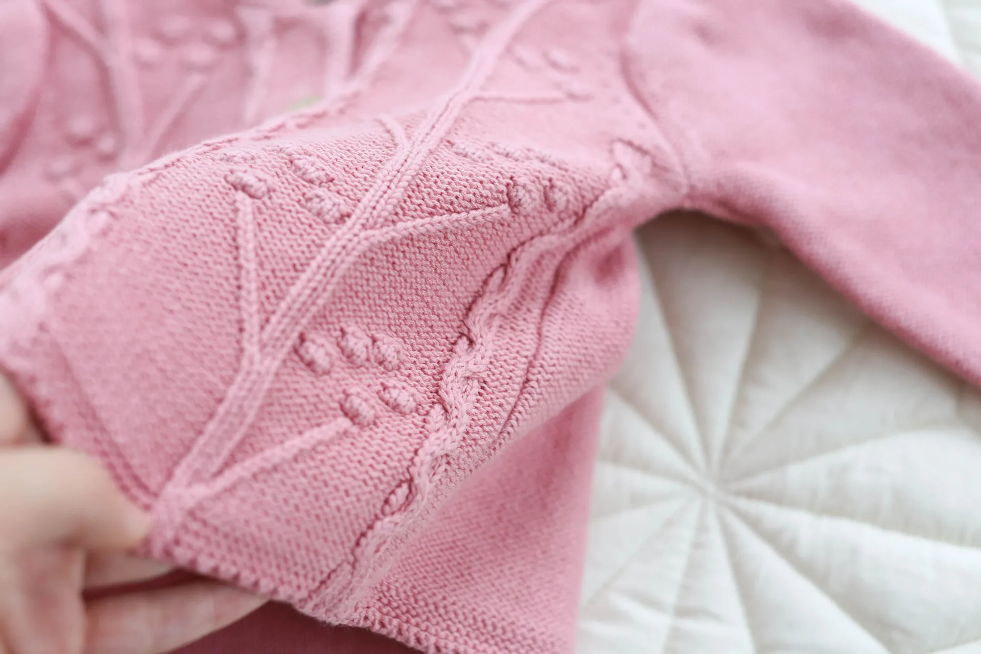 Baby Girl Sweaters Floral Knitted Coat Toddler Cardigan Kids Sweater Cardigans Princess White Pink Clothes Jacket for Girl Girls