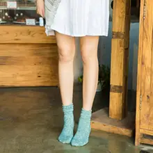 

5 Pairs Crew Socks Trendy Gift Stylish Texture Casual Thick Knitted Crew Socks for Daily Wear Warm Socks Women Socks