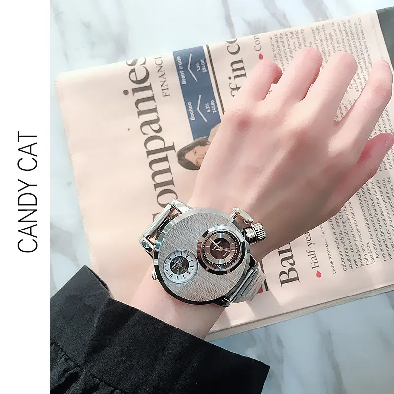 

Cool Silver Double Movement Double Display Double Time Metal Dial Steel Chain Sports Tide Men and Women Couple Watches