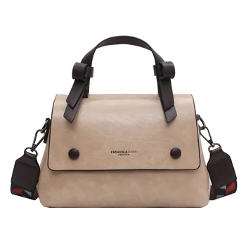 

2020 Autumn winter new handbag Korean version of fashion one shoulder bag broadband women cross-body bag trend women