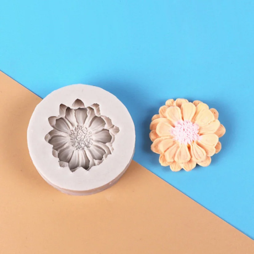 Silicone Chrysanthemum Flower Mold for Cake and Chocolate Decorating
