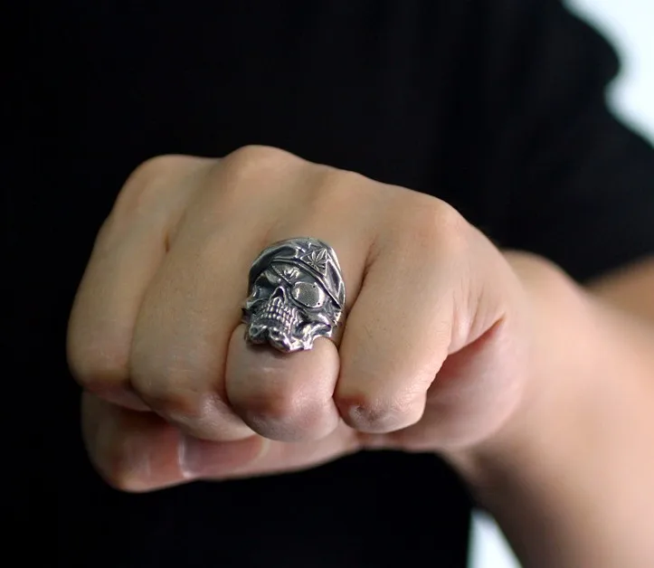 10652770962_1795004508_conew1