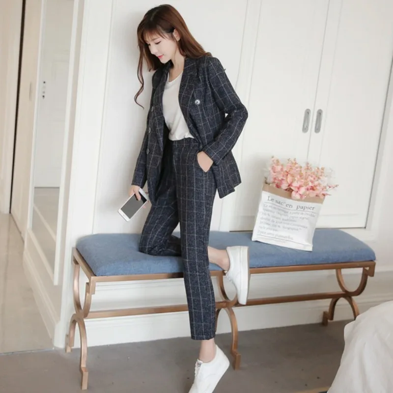 conew_9340918222_994161137