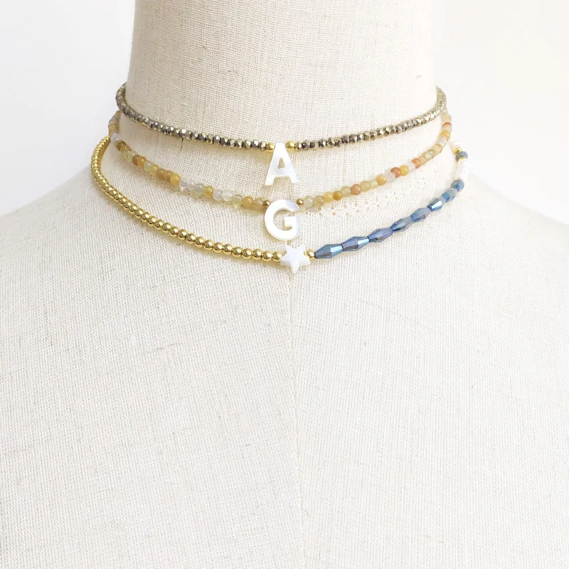 

Fashion Minimalism Custom Letter Necklace Natural Stone Shell Initials Pendant Choker Personalized Gift For Men Women чокер на ш