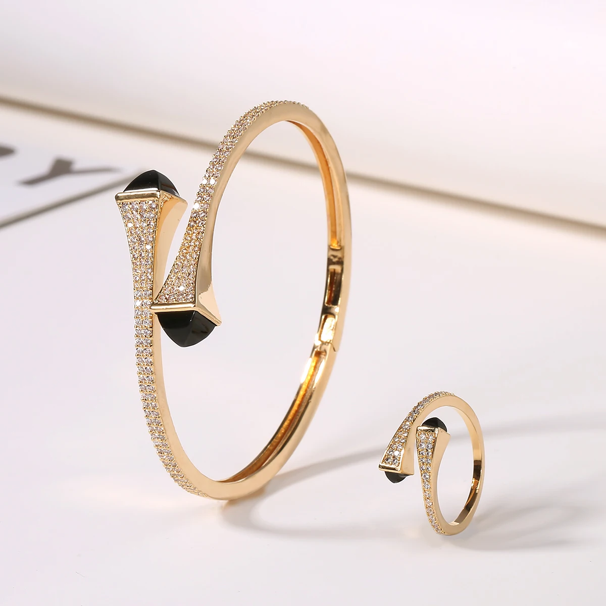 2021 New Romatic Women Fashion 2 Pcs Bracelet & Ring Set Candy color stone Simple Design Gold Open Cuff Bangle Ring Jewelry Set 