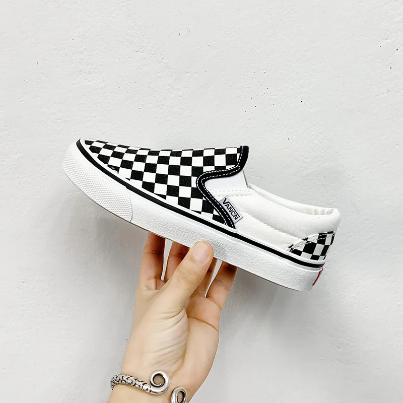 

Black-and-white Couple Skateboard Men's Shoes, Sports And Leisure Footwears Men Footwear Single Fashion 2019 Freeshipping New