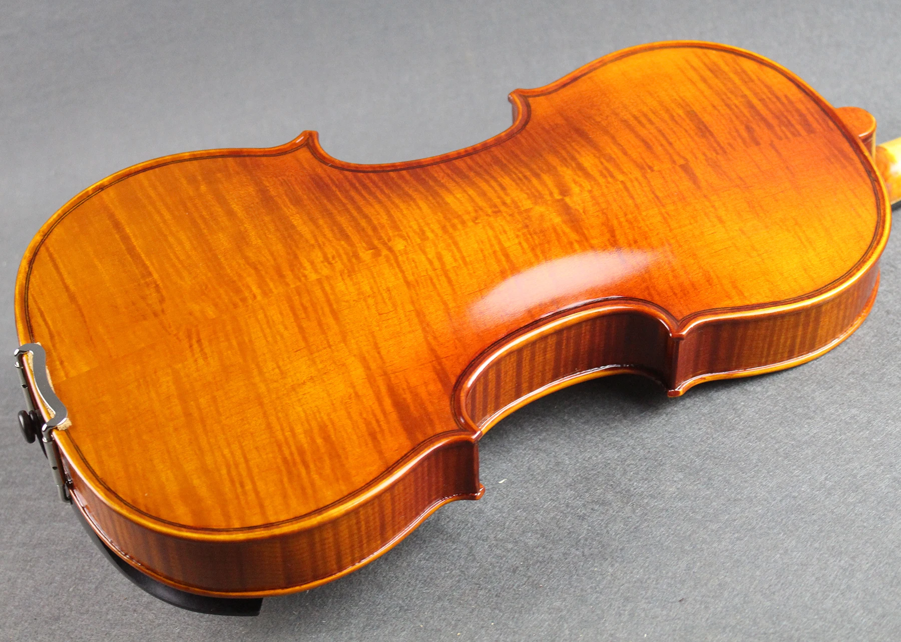 4/4 Violin with Case and Bow