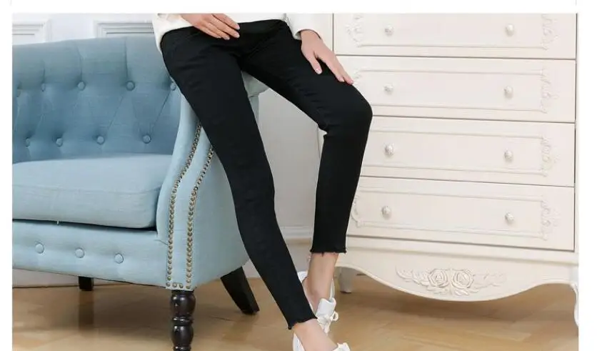 Autumn winter Maternity Jeans for Pregnant Women Pregnant Pants Pregnancy Clothes Add velvet to keep warm Maternity Pant Large