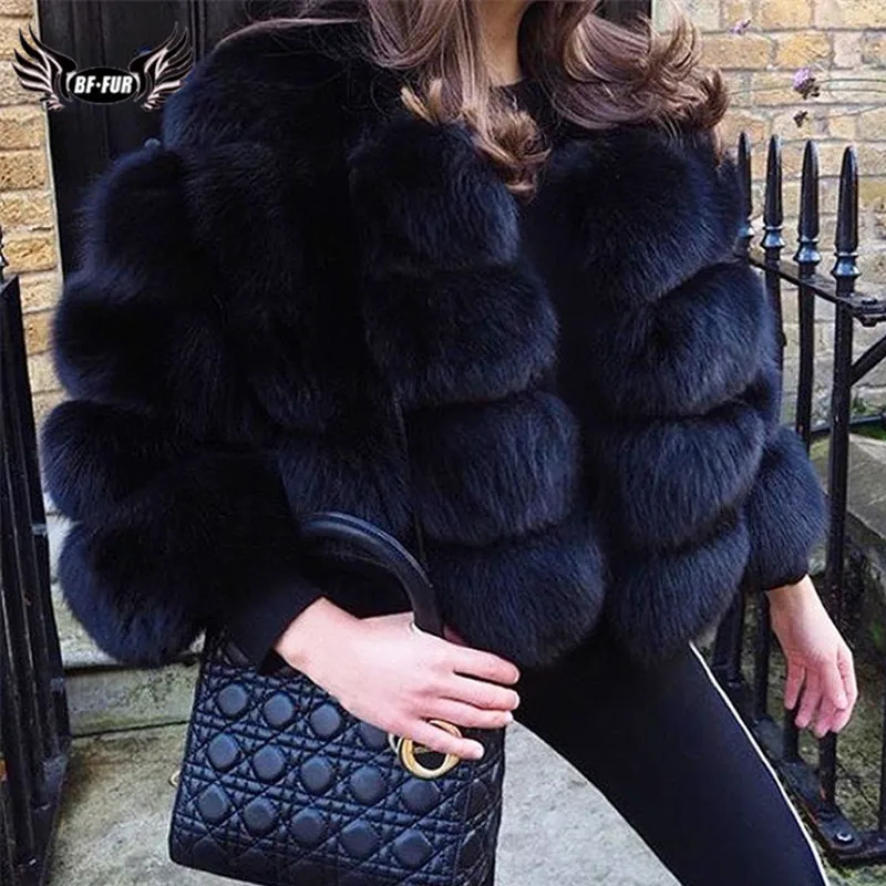 

2019 Fashion Short Genuine Fox Fur Jacket For Women Full Pelt Natural Fox Fur Coats Short Woman Luxury Fur Coats Outwear Winter