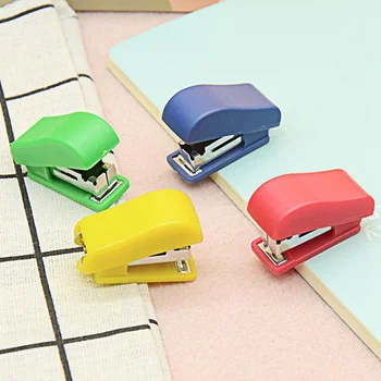 

1Pcs Kawaii Mini Small Multicolor Stapler Useful Mini Stapler Staples Set Office Binding Stationery