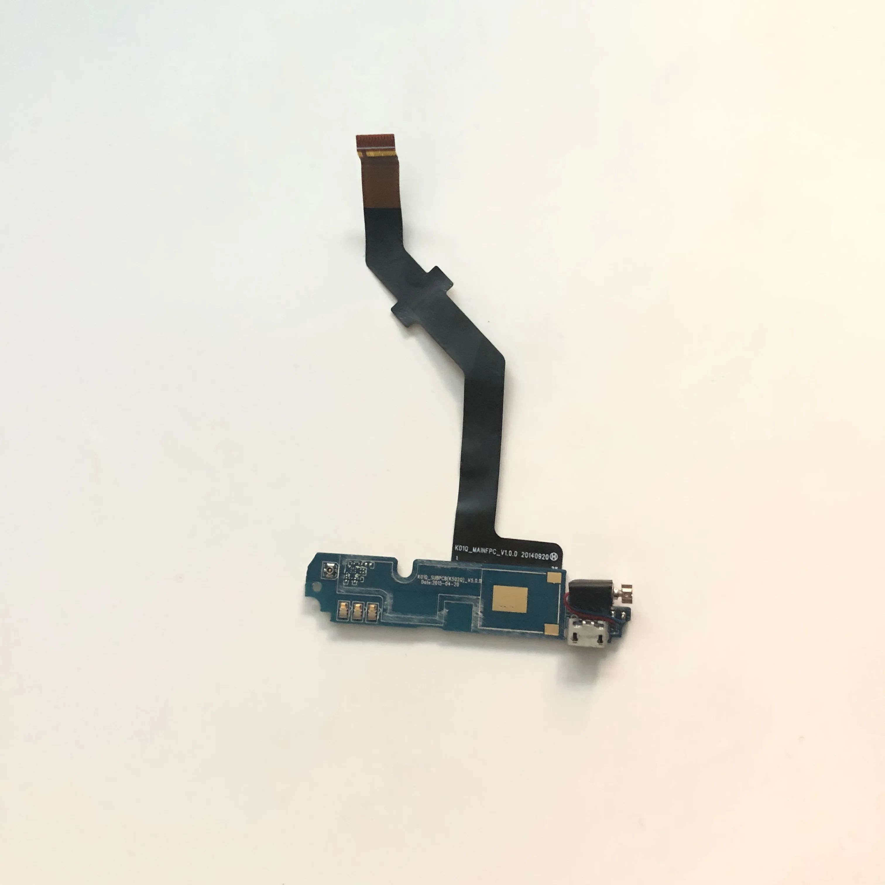 Используется USB разъем плата для зарядки+ вибромотор+ FPC для Elephone P6000 5," HD 1280x720 ips MTK6732 четырехъядерный
