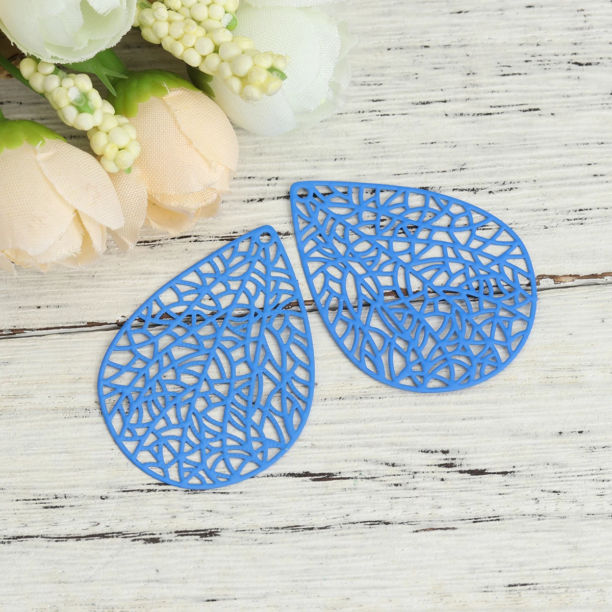 DoreenBeads, модное медное Филигранное тиснение, подвески, черные, белые, синие, Висячие ювелирные изделия, сделай сам, Подвески 40 мм x 30 мм, 10 шт