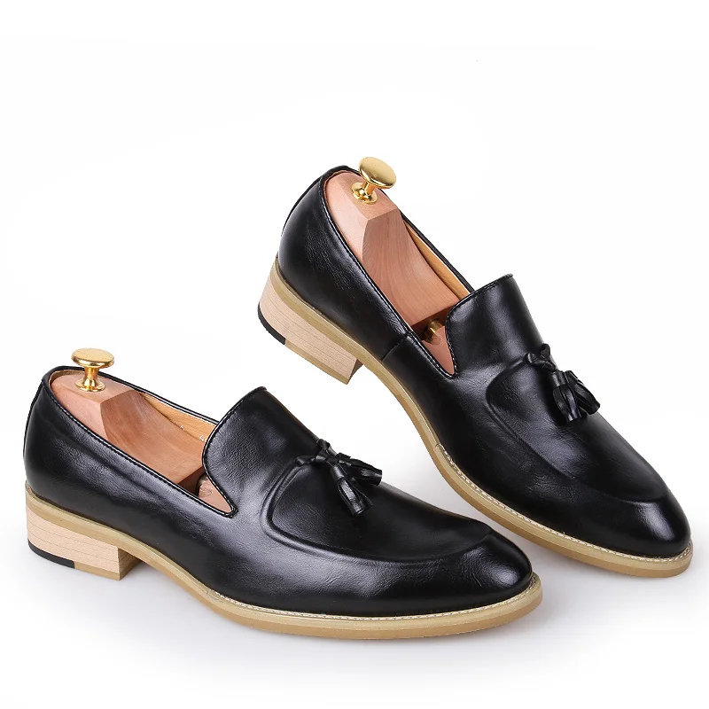 Herenschoenen zapatos charol hombre обувь на плоской подошве комфортная Мужская sapatos sociais masculinos Водонепроницаемые кожаные лоферы с кисточками