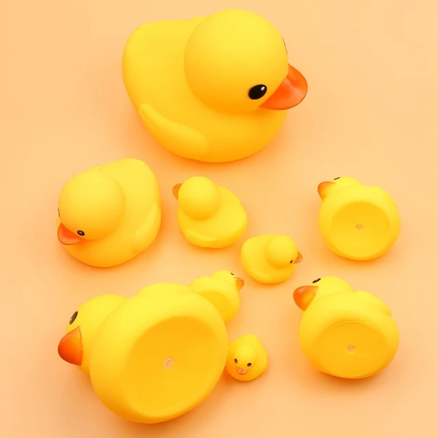 Baby Bath Toys for Newborn 0-12 Month Gift Bathroom Rubber Large Yellow Duck Bathing Playing Water Kawaii Squeeze Float Ducks 1