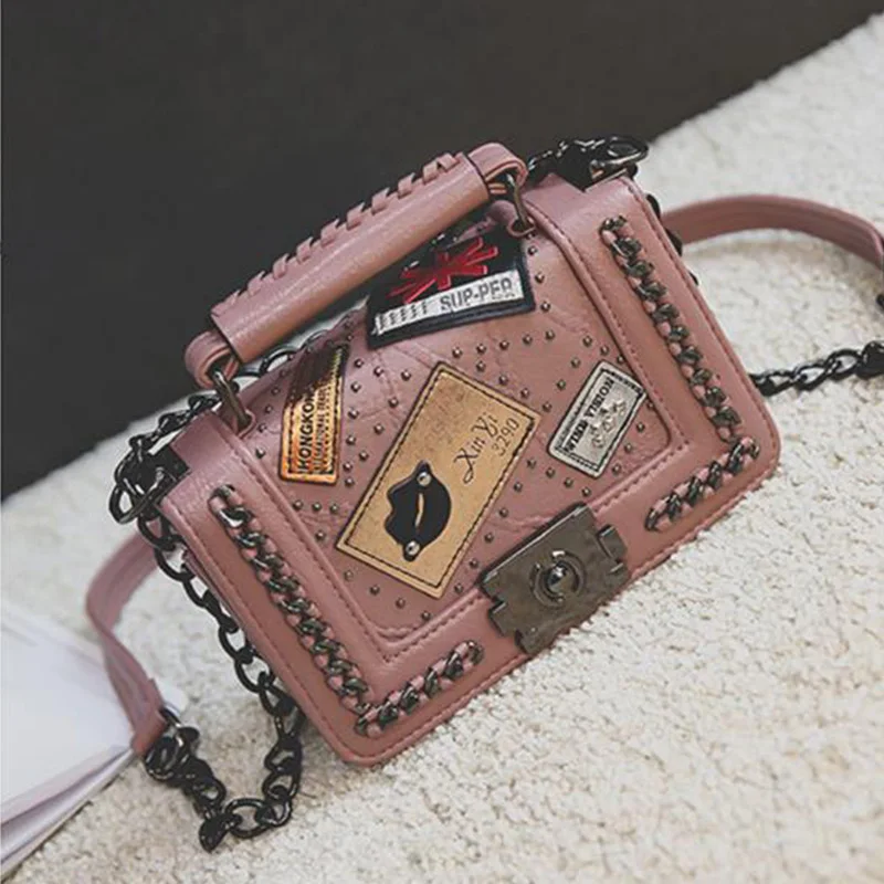 

High Quality Women Tote Bag Vintage Badge Handbag Tide Crossbody Bag Fashion Chain PU Leather Handbags Vestdio Luxury Bag Design