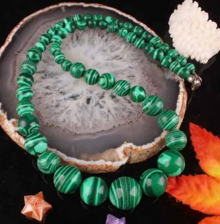 

6-14MM Green Malachite necklace 18"AAA+FE