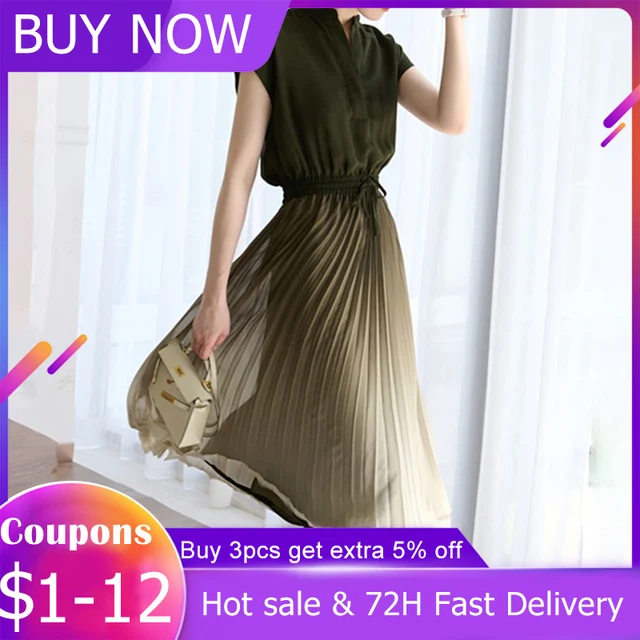 Summer 2021 Japanese Style New Temperament Pleated Gradient Thin Lace Tight Women's Dress V-neck Sleeved Korean Fashion 1