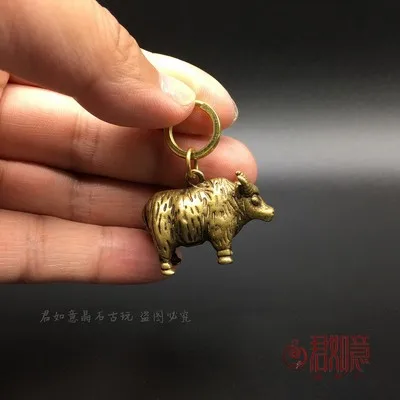 Изысканный(крупный рогатый скот) медный резной кулон
