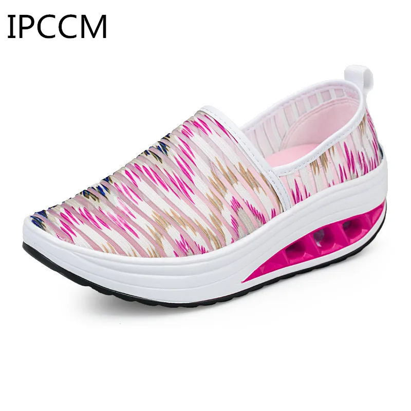 

2019 Spring Trend New Sports Mesh Breathable Refreshing Casual Wild Soft Comfortable Elegant Deodorant Women's Shoes