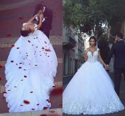 

2020 Ball Gown V-Neck Gorgeous Made Appliques Wedding Dresses Straps Tulle&Lace Bridal Ball Gowns