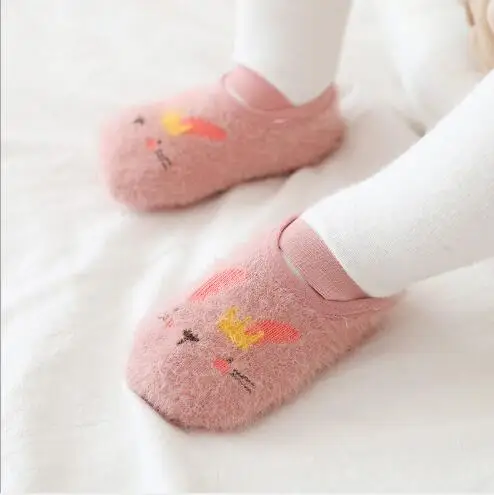 Autumn and winter new baby floor socks cartoon velvet yarn baby socks children's non-slip toddler footwear