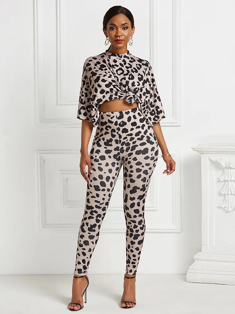 

Spring and Summer women's sexy leopard print two pieces, soft, comfortable, self-cultivation, more leisure charm