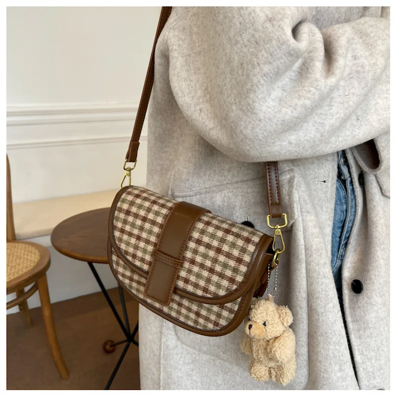 2022 Woman Fashion Round Crossbody Shoulder Bag Party Shopping Hang Out Gift for Lady Multi Season Checks Vintage Shell