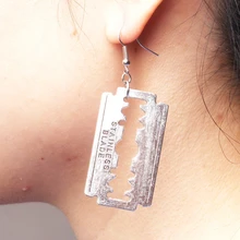 Дизайн серьги в виде Лезвия для мужчин и женщин панк акрил рок бритва серьги в виде лезвия модные ювелирные изделия подарок сувенир