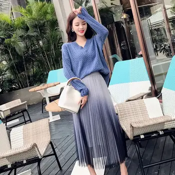 

New Spring Women Two Piece Set Sexy V-neck Knitted Sweater Tops And Elastic Waist Pleated Skirt Elegant Korean Lady Skirts Suit
