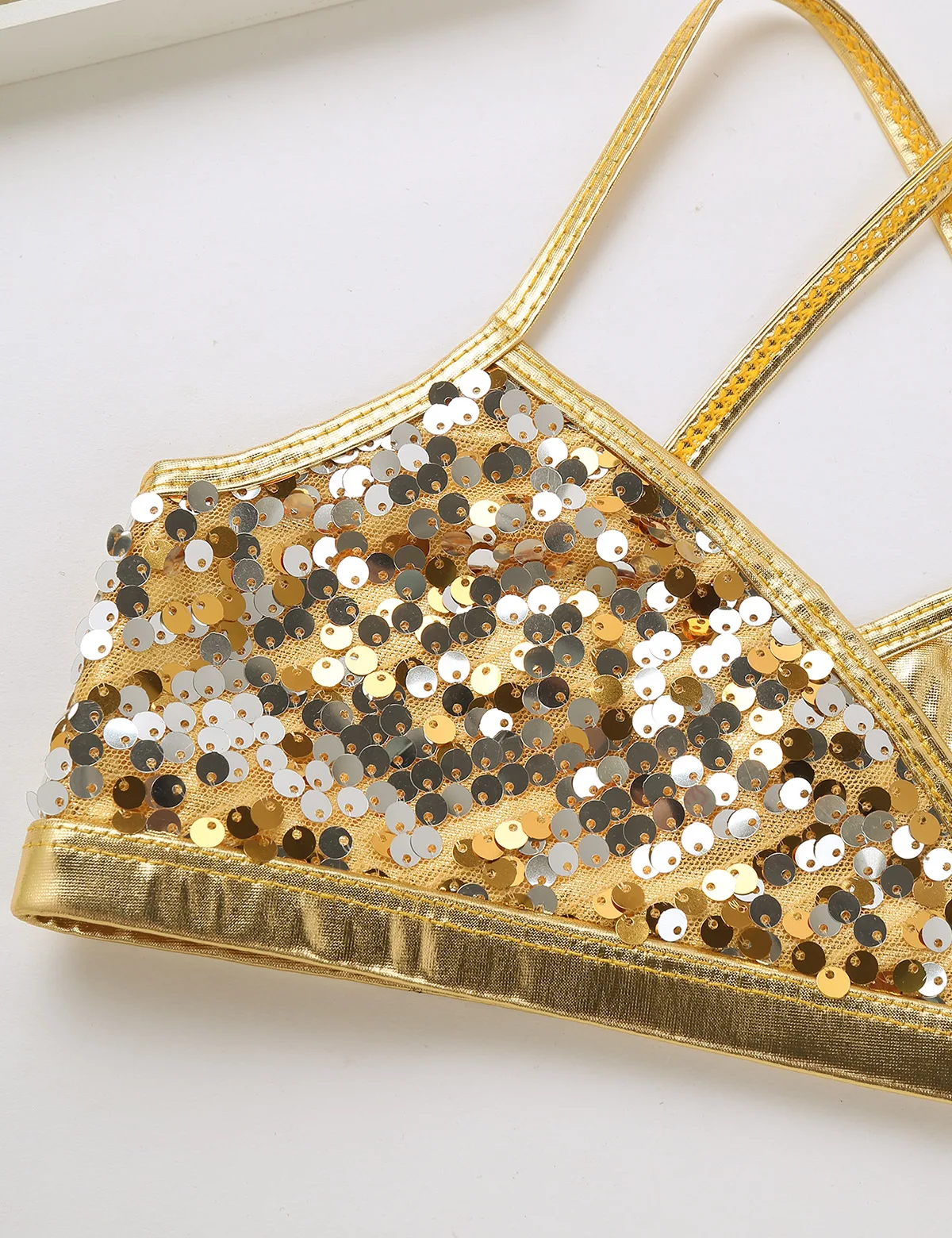 Женский металлический Топ с блестками FEESHOW танцевальный топ на тонких бретельках