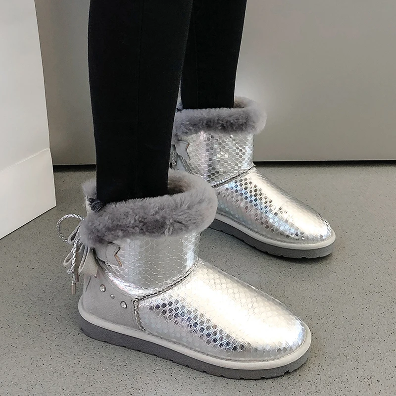 

Rimocy Waterproof Cow Suede Wool Fur Lining Winter Boots Women Fashion Crystal Rivet Ankle Platform Silver Snow Boots Warm Shoes