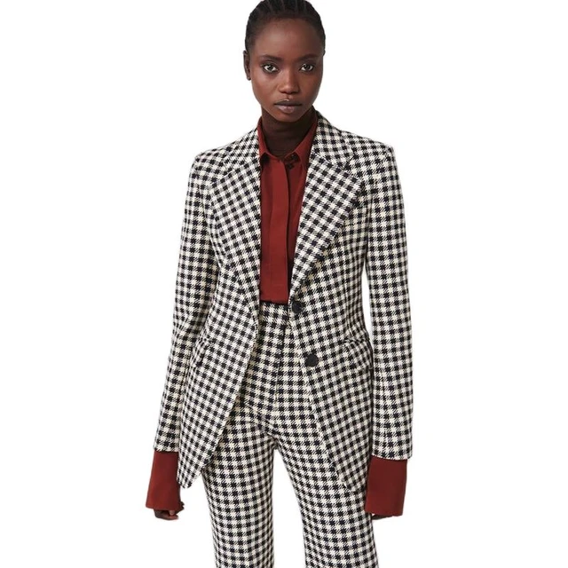 Discover more than 141 black and white square pants super hot in