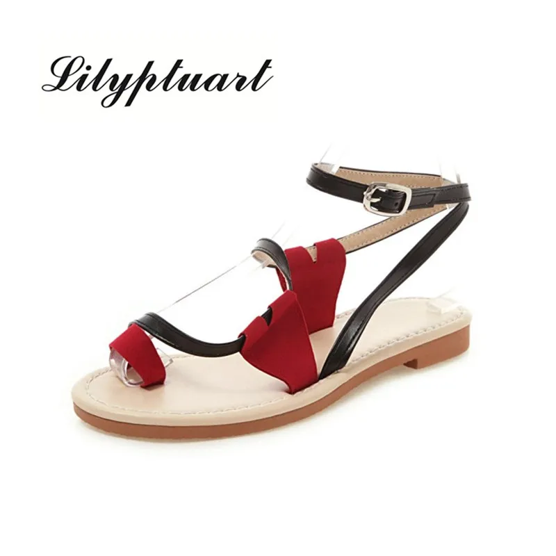

2020 summer new breathable pu European and American fashion simple and casual style to help low wild fashion casual sandals