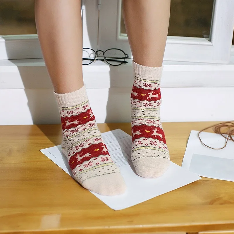 

Merry Christmas Women Men Socks Winter Cute Wool Ladies Thermal Thicken Cotton Warm Crazy Sock Funny Happy Navidad Gift