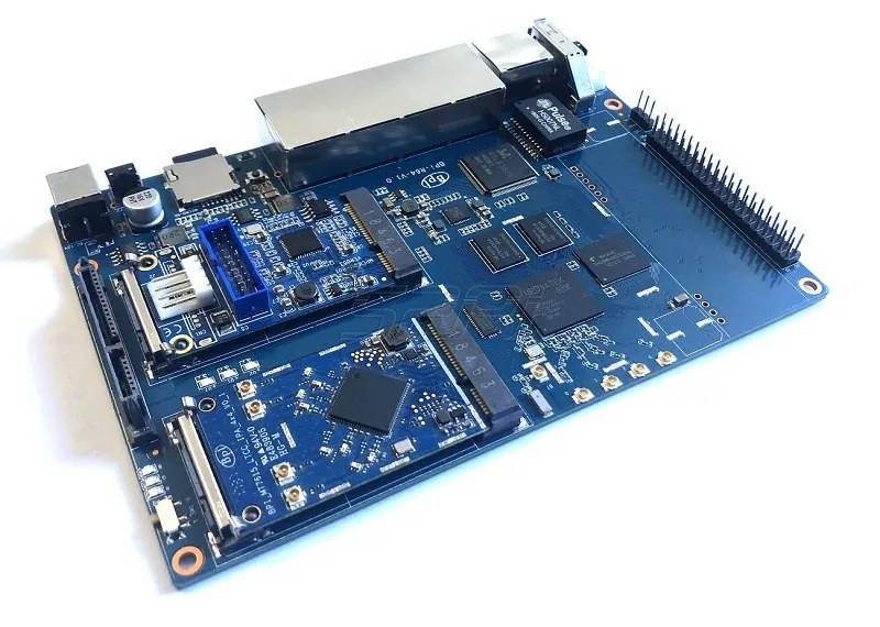 US $104.98 New Banana Pi BPIR64 MT 7622 Opensource Router Development Board MT7622 4 Gigabit LAN Ports 1 Gigabit WAN 64 Bit Chip