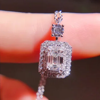 شراءAEAW بيع الساخنة مثل 0.51ct 18k الأبيض الذهب أعلى الدرجة سيدة الأزياء الزمرد قطع قلادة الماس قلادة للنساء