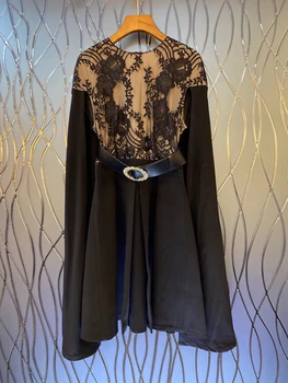 

2020 Early Autumn New Women's round Neck Lace Embroidery Stitching Decorative Buckle Waist Hugging Long-Sleeved Dress 714
