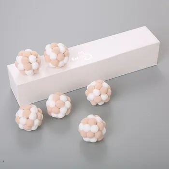 

Cat Toy Handmade Plush Elastic Cat Toy Set Talking Toys Balls 6 a Gift Box