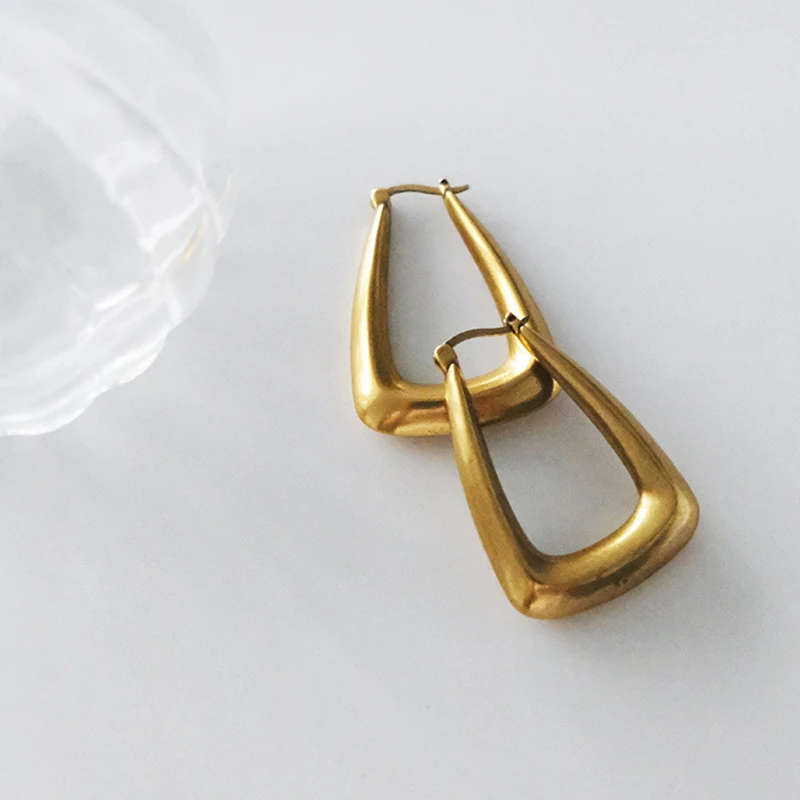 Peri'sBox толстые треугольные геометрические серьги для женщин винтажные необычные серьги-кольца французские минималистичные серьги-кольца Новинка