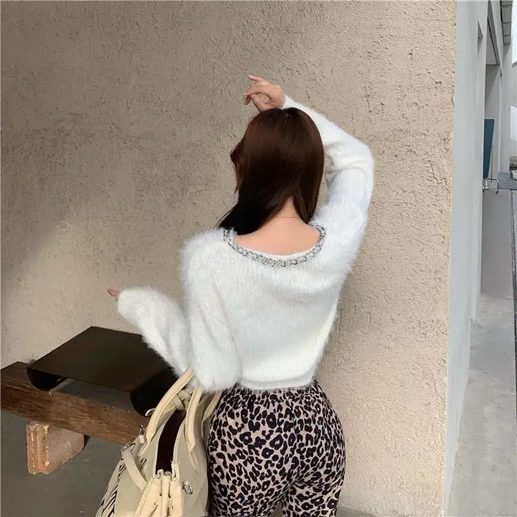 2022 Short Sweater Top Winter Korean Soft Waxy Texture Metal Chain V-neck Knitted Pullover Long-sleeved Office Ladies Clothing cable knit sweater