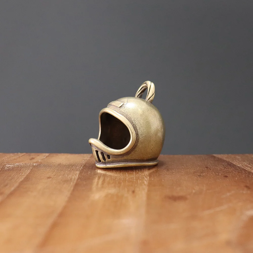 Helmet pendant brass (6)