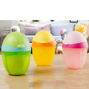 

Cartoon Penguin Baby Milk Powder Box Portable Three-Layer Formula Dispenser Food Container Storage Feeding Box
